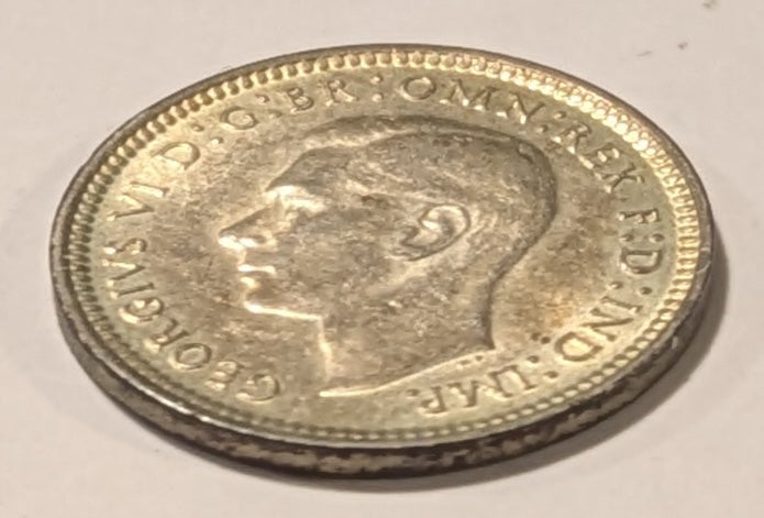 AUSTRALIA, Commonwealth, George VI ~ 1943-D ~ 3 Pence ~ Y16, KM-37 ~ Unc