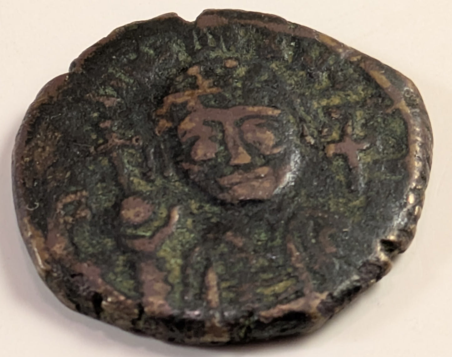 BYZANTINE EMPIRE, Justinian I ~ 527-565 ~ AE Half Follis of Cyzicus ~ Helmeted and cuirassed bust facing ~ Large K, cross above, V over Z below, Anno to left, XXX (year 30) to right ~ SB-208, D.O.-192 ~ G-VG/F-VF