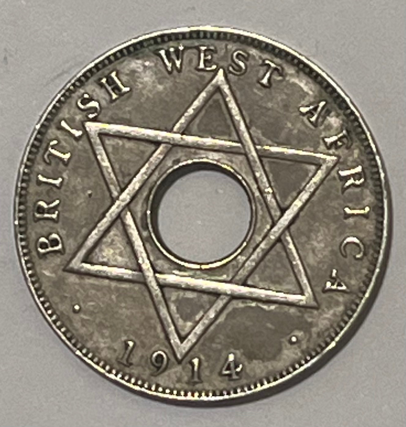 BRITISH WEST AFRICA, British Colony, George V ~ 1914 ~ Half Penny ~ better date ~ Y-8, KM-8 ~ VF+