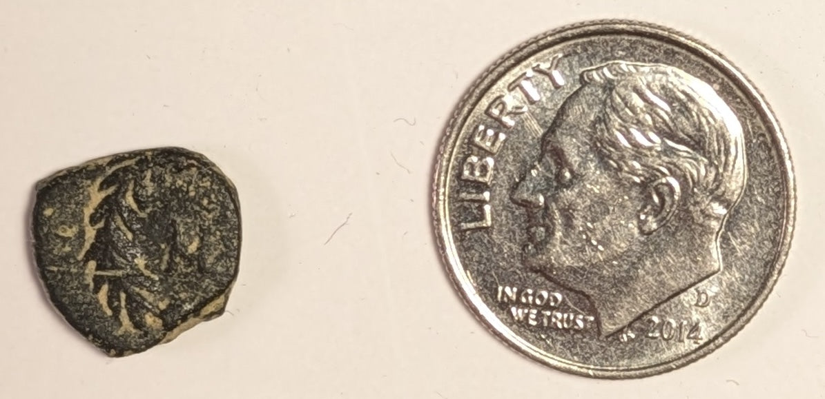 NABATEAN KINGS, Aretas IV ~ 2-16 AD ~ Æ11 (1.33g) ~ “H” monogram in center of wreath ~ Eagle standing eft ~ Mesh-88a, SNG ANS-1434 ~ Fine