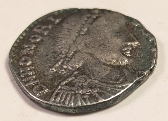 VANDALS, Carthage, Gaiseric ~ 428-477 ~ Silver Siliqua (1.52g) ~ Bust right DN HONORIUS. Vandalic imitation in name of Honorius ~ Roma seated left wearing long robes and helmet VRBS ROMA ~ MEC-2, BMC-6 ~ Gd Fine