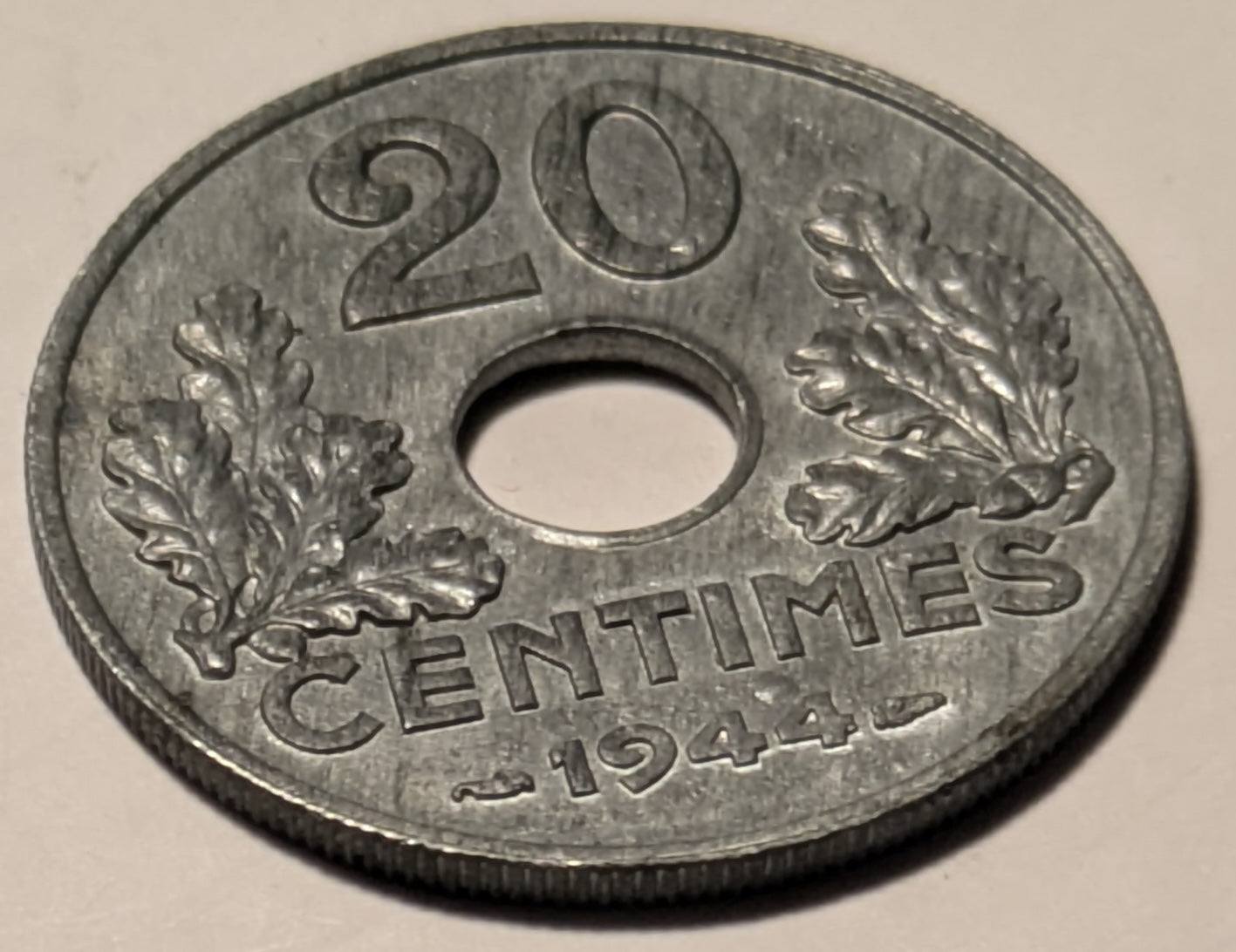 FRANCE, German Occupation (Vichy) ~ 1944 ~ Zinc 20 Centimes ~ World War II issue ~ KM-900.2, Y-V92 ~ Unc